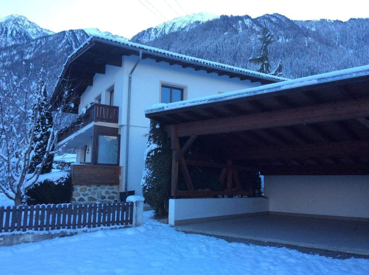 Double Room With A Kitchenette And Private Bathroom In A Beautiful Surrounding Sautens Exterior photo